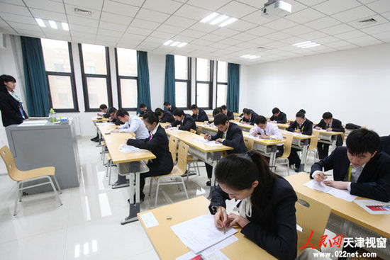 空管职业技能大赛 中国民航大学校友独领风骚